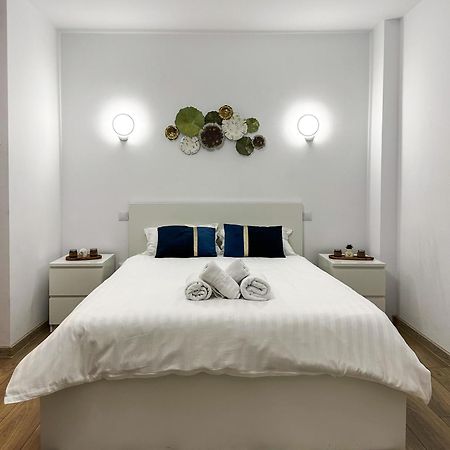 Superior One Bedroom Apartment Unirii Square Bucharest Luaran gambar